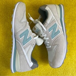 New Balance 996 Nimbus Cloud (Women's) WL996W4 Size 12 women’s 10.5 men’s